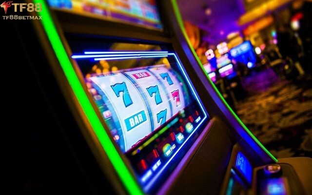 Đặt cược thấp vào nhiều hàng tại Slots game PT