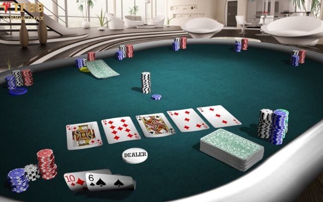 Người chơi TF88 Poker đưa ra chiến thuật ghép bài tại vòng the turn